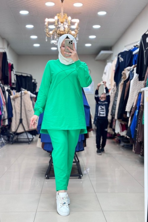 100241 ŞERİT DETAYLI TAKIM  Benetton Yeşil