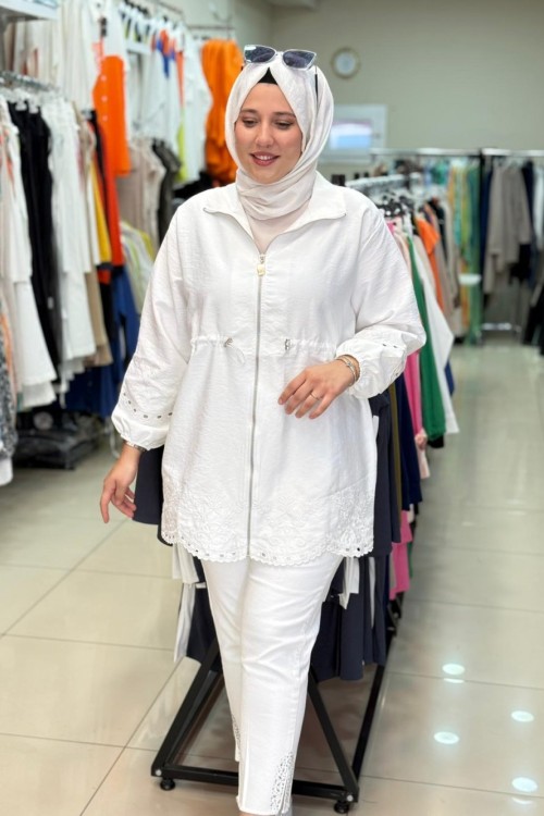 3020 NAKIŞ DETAYLI CEKET Beyaz