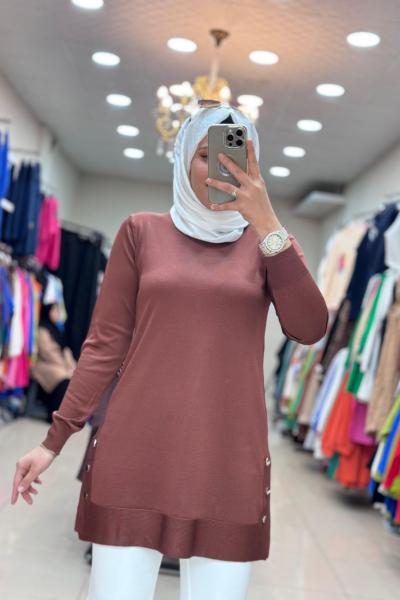 34120 DÜĞMELİ SOĞUK İPLİK MERSERİZE  TUNİK Kahverengi