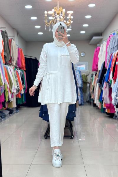 9670  Sol Tarafı Pileli Takım Beyaz