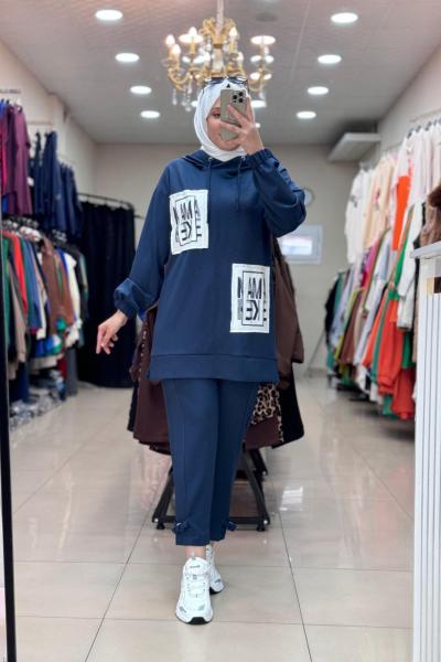 9686 ÖNÜ KARE YAZILI TAKIM  Lacivert