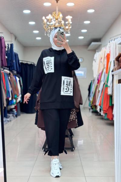 9686 ÖNÜ KARE YAZILI TAKIM  Siyah