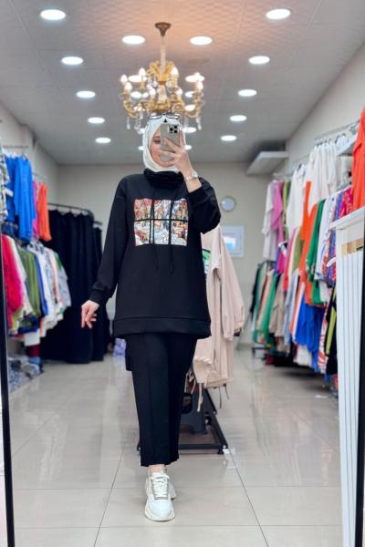 9689 ÖNÜ RESİM BASKILI TAKIM  Siyah