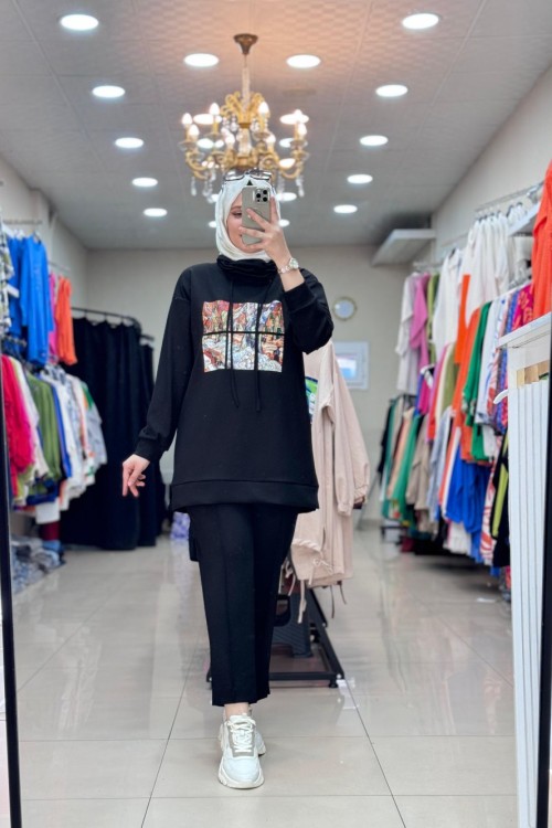 9689 ÖNÜ RESİM BASKILI TAKIM  Siyah