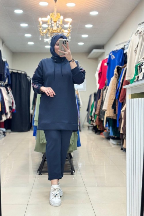 9697 KOLLARI PUL İŞLEMELİ SCUBA TAKIM  Lacivert