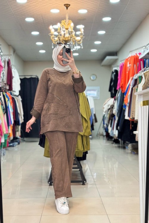 İTHAL DESEN VE TAŞLI TAKIM Kahverengi