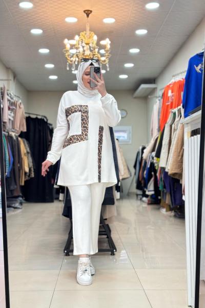 KARE LEOPAR DETAYLI TAKIM Beyaz