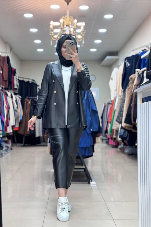 KRUVAZE DÜĞMELİ DERİ CEKET Siyah