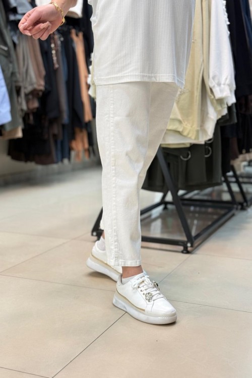 Mom jean pantolon Beyaz