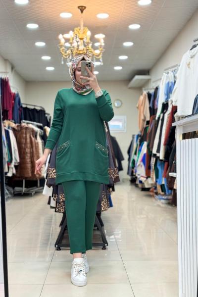 Noş Cebi Taşlı Takım  Yeşil