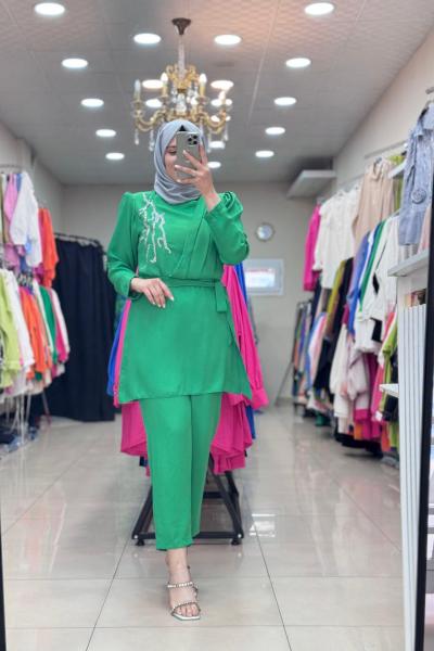 OMZU İŞLEMELİ ABİYE TAKIM Benetton Yeşil